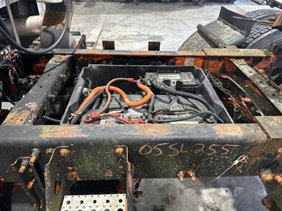 Sterling L8513 Battery Box