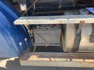 Sterling L9511 Battery Box