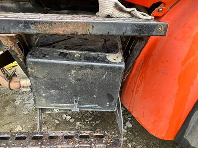 Sterling L9513 Battery Box