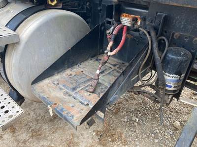 Sterling L9513 Battery Box