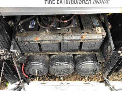 Volvo VNL Battery Box