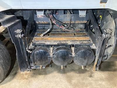 Volvo VNL Battery Box