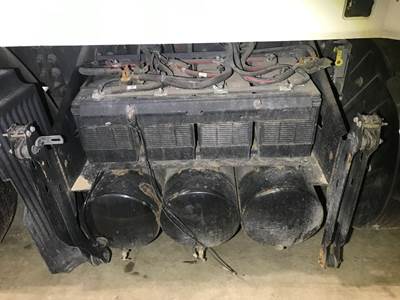 Volvo VNL Battery Box