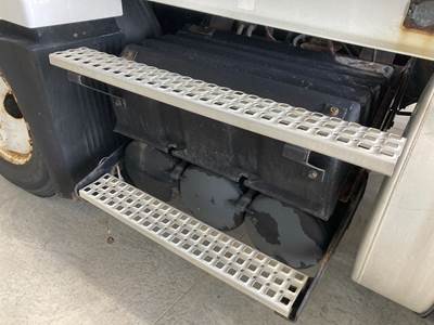 Volvo VNL Battery Box