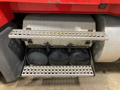 Volvo VNL Battery Box