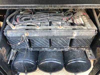 Volvo VNL Battery Box