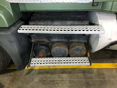 Volvo VNL Battery Box