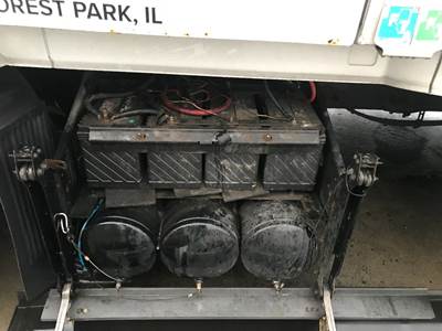 Volvo VNL Battery Box
