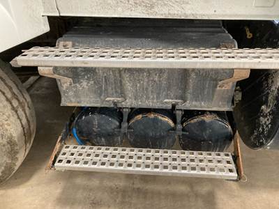 Volvo VNL Battery Box
