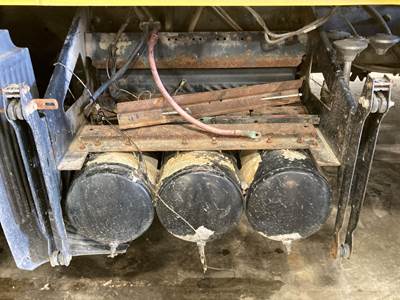 Volvo VNL Battery Box