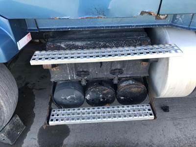 Volvo VNL Battery Box