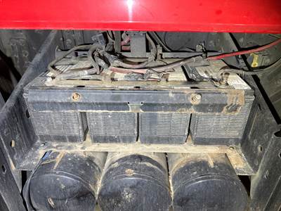 Volvo VNL Battery Box