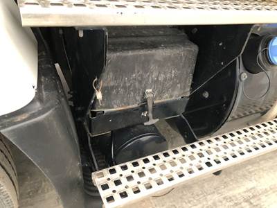 Volvo VNR Battery Box
