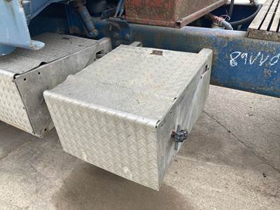 Volvo WIA Battery Box