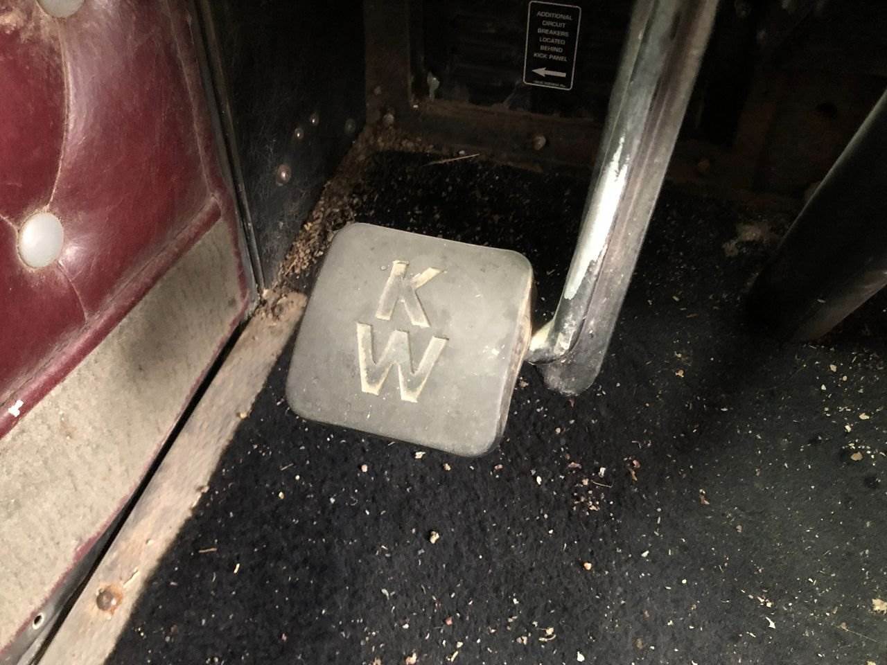 1999 Kenworth W900L Pedal For Sale Council Bluffs, IA 25298831