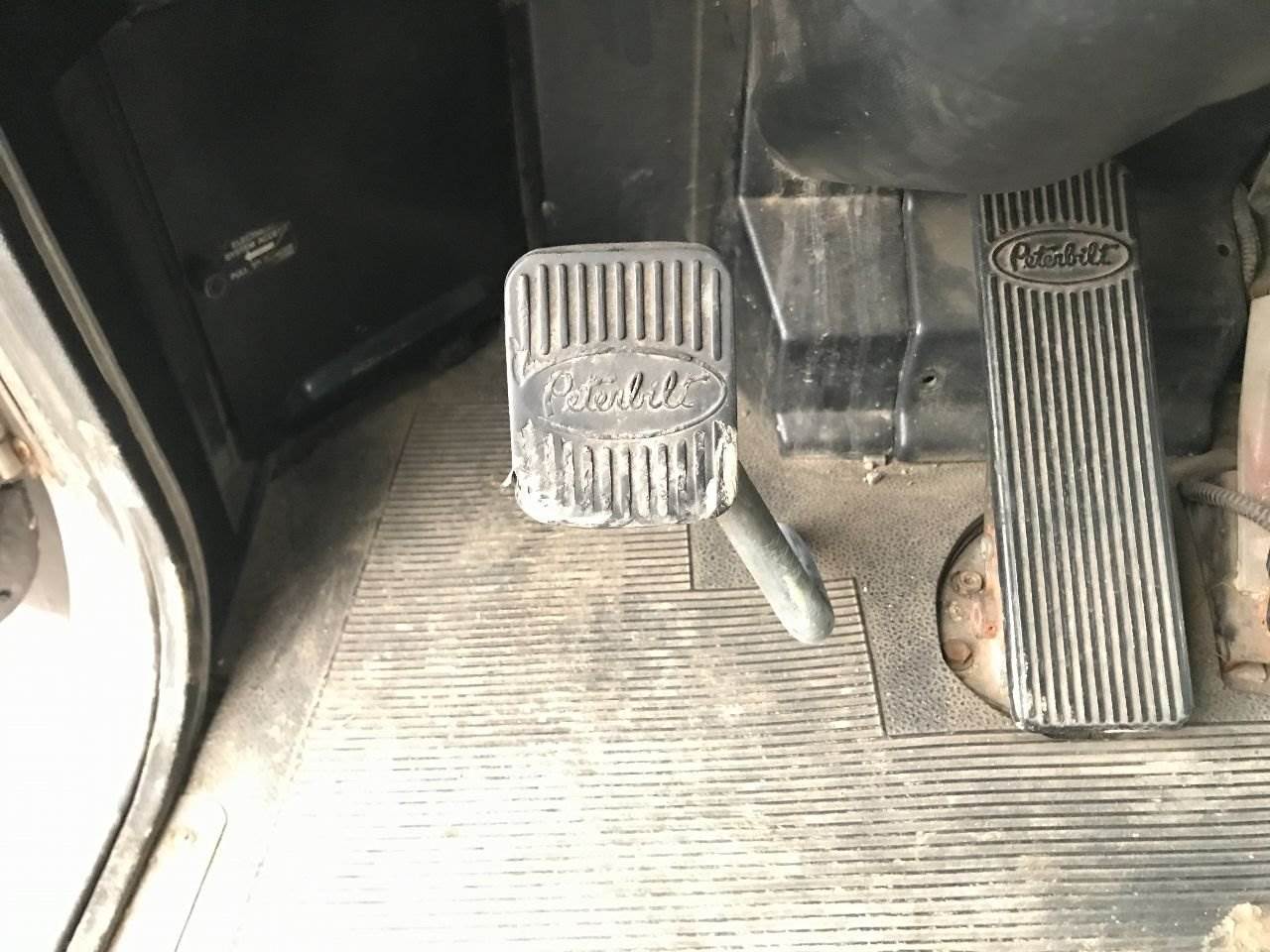 1999 Peterbilt 379 Pedal For Sale Council Bluffs, IA 25273397