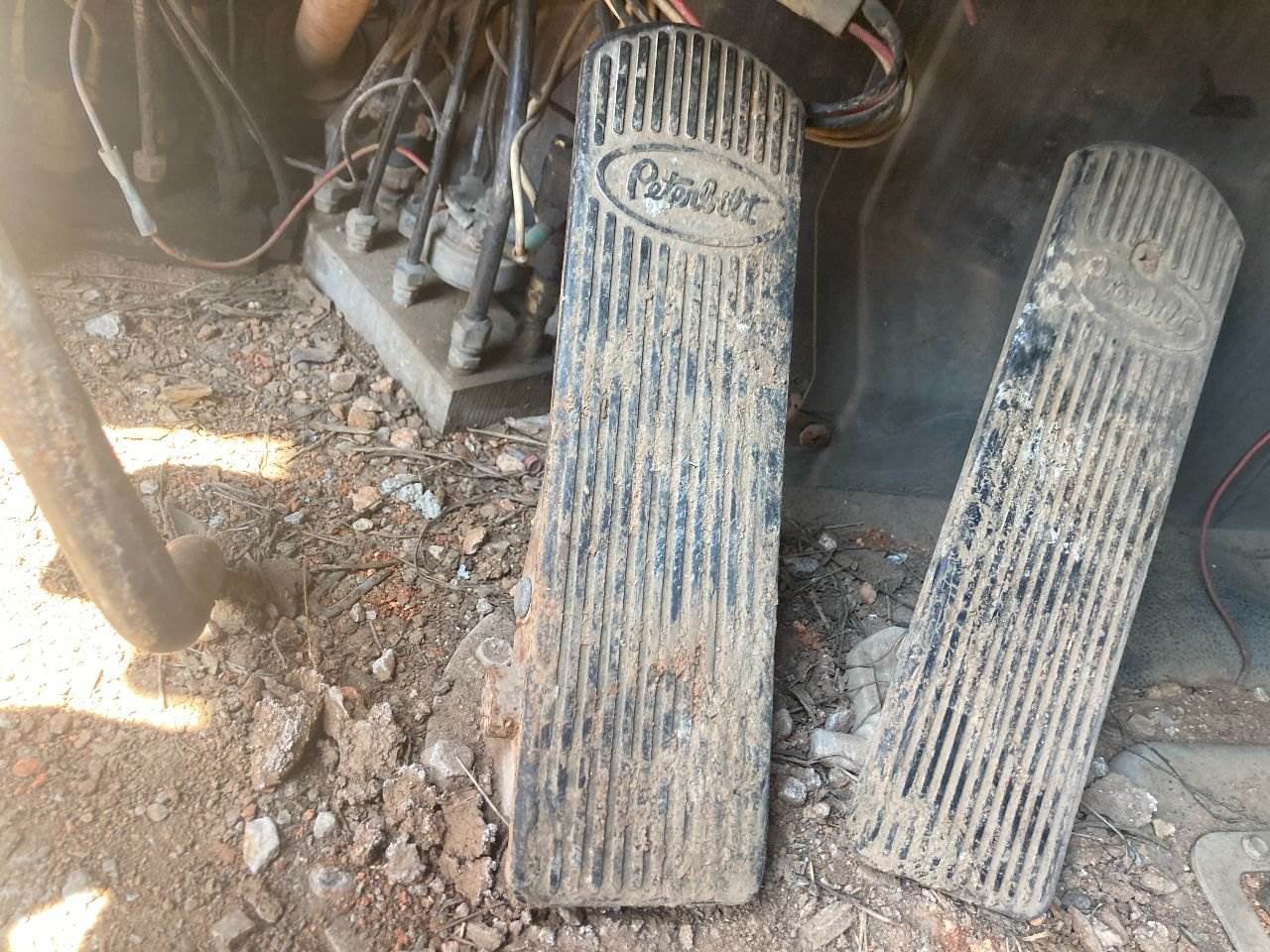 1989 Peterbilt 379 Pedal For Sale Kansas City, MO 25292993