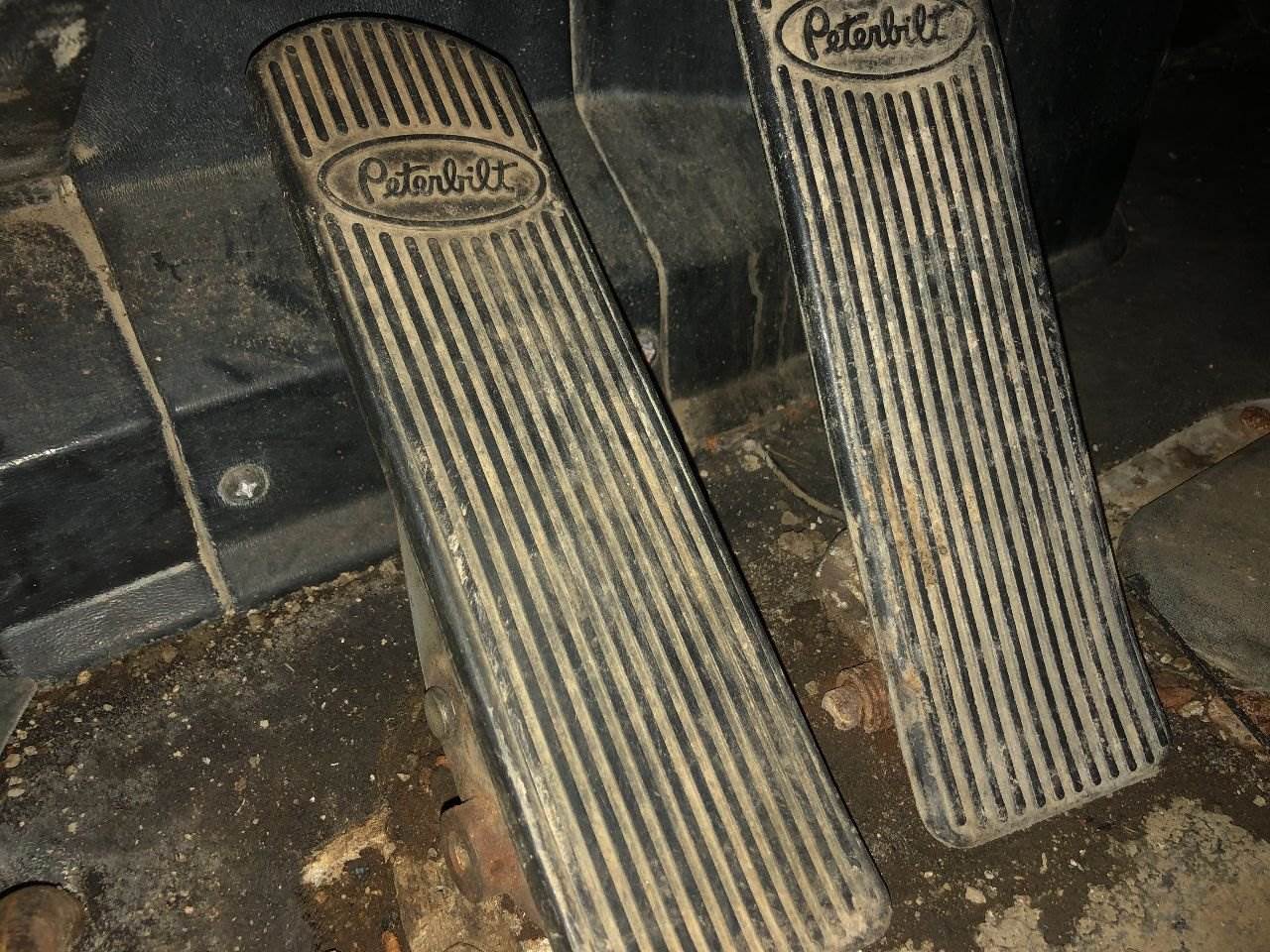 1988 Peterbilt 379 Pedal For Sale Winimac, IN 25387529