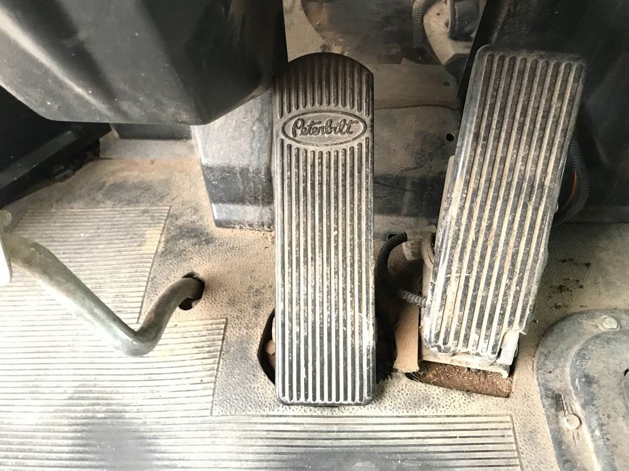 1998 Peterbilt 379 Pedal For Sale Council Bluffs, IA 25462761
