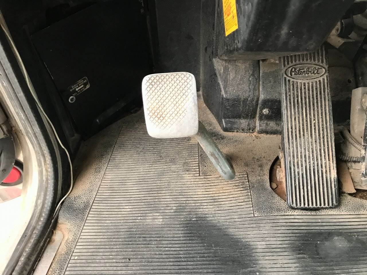 1998 Peterbilt 379 Pedal For Sale Council Bluffs, IA 25462762