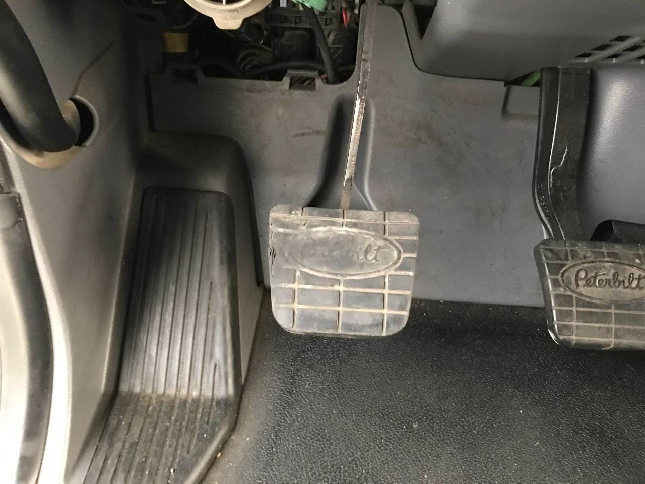 2015 Peterbilt 579 Pedal For Sale Council Bluffs, IA 25382968