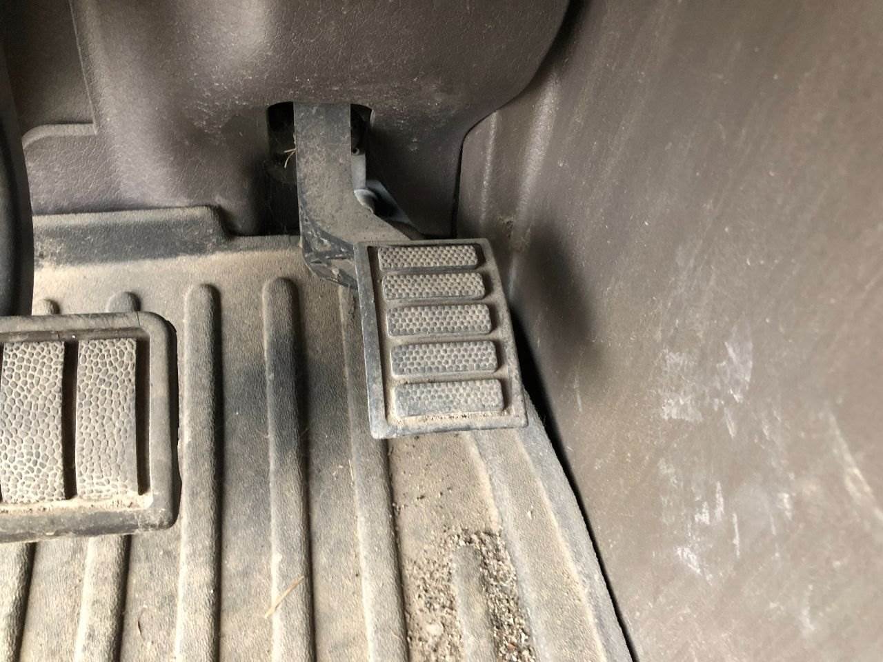 2016 Volvo VNL Pedal For Sale Council Bluffs, IA 25315555