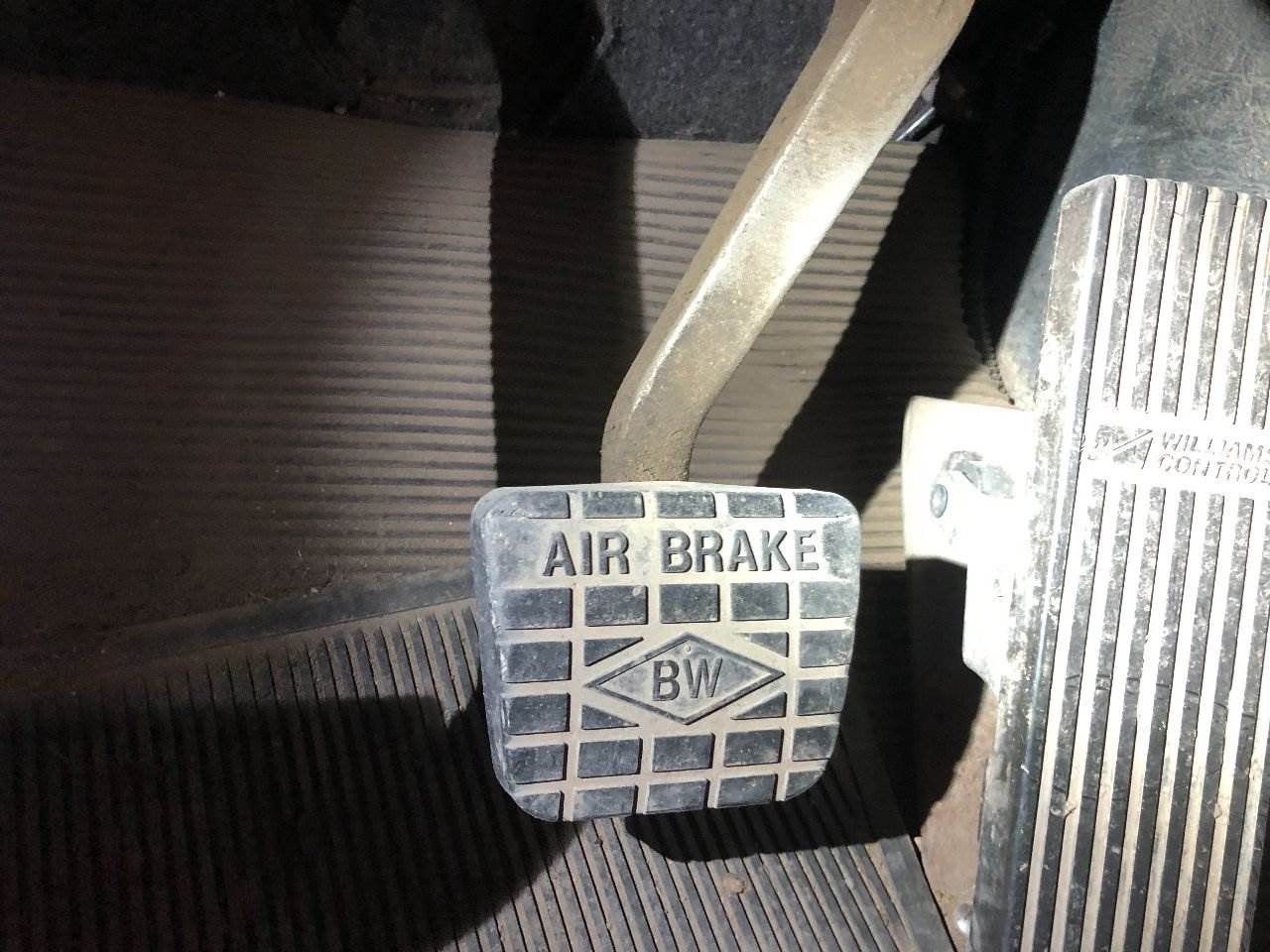 2001 Western Star 4900 Pedal For Sale Des Moines, IA 25383815