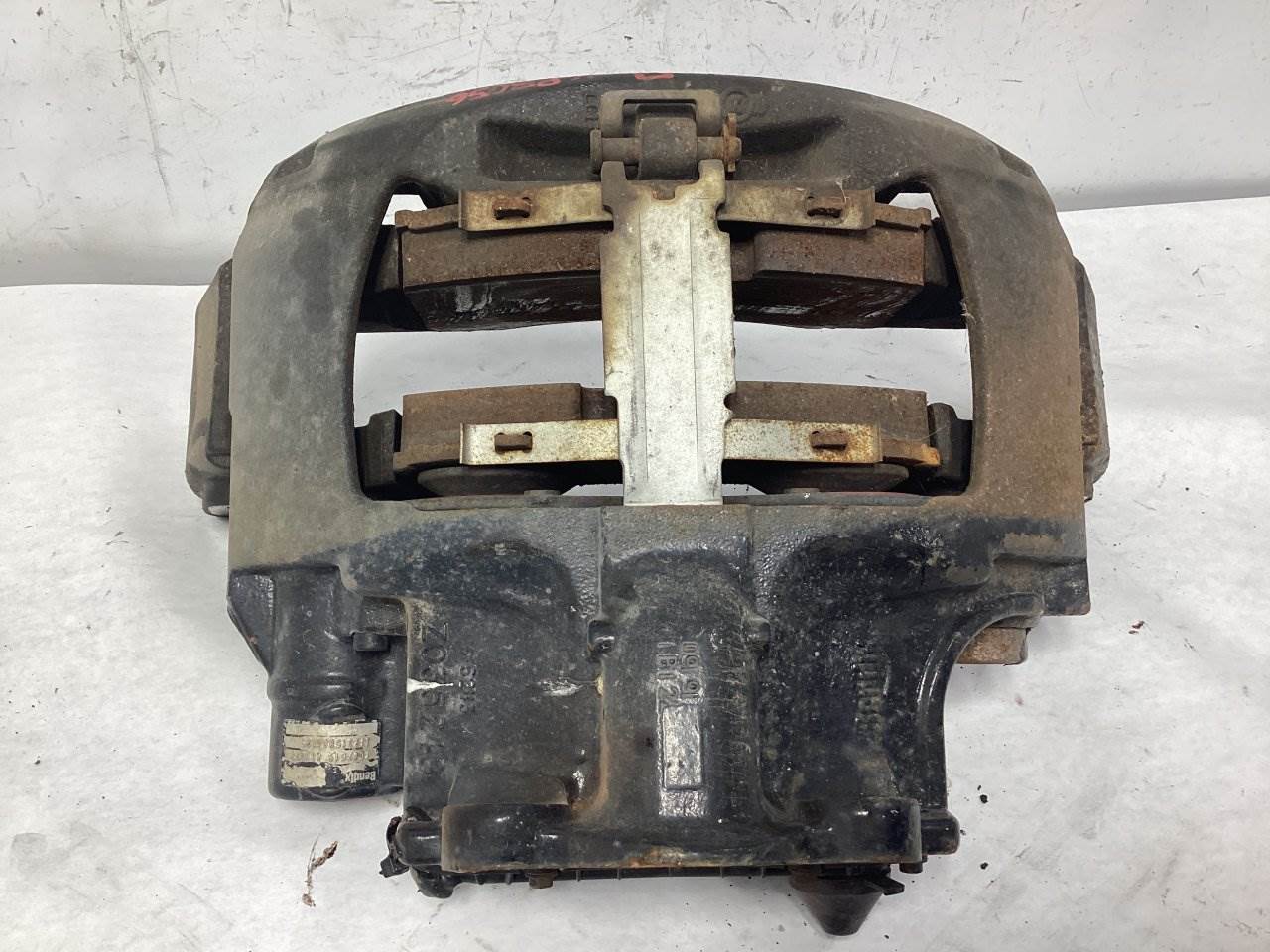 2016 Peterbilt 579 Brake Caliper For Sale Sioux Falls, SD Z035248