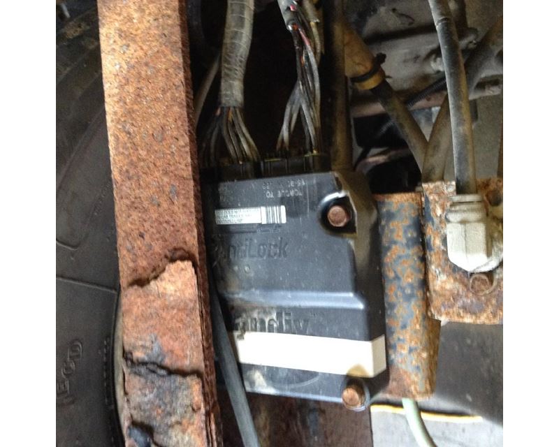 2000 International 4700 Brake Control Module (ABS) For Sale Des