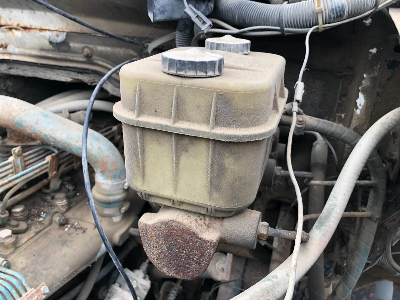 1987 International S1900 Brake Master Cylinder For Sale Des Moines