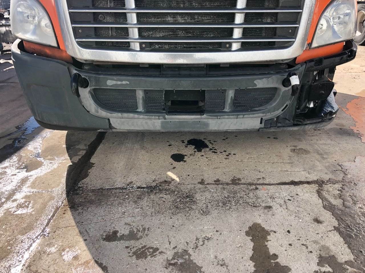 2011 Freightliner Cascadia Front Bumper For Sale Spencer, IA