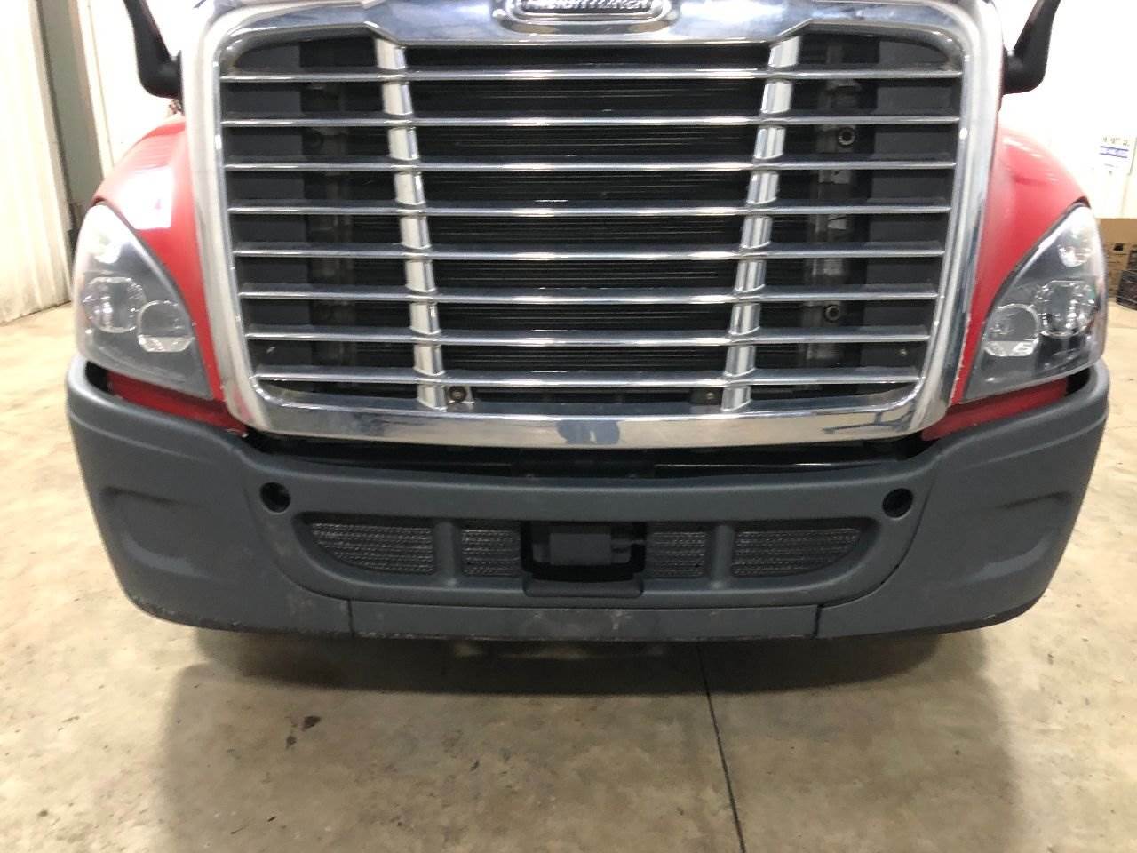 2016 Freightliner Cascadia Front Bumper For Sale Winimac, IN