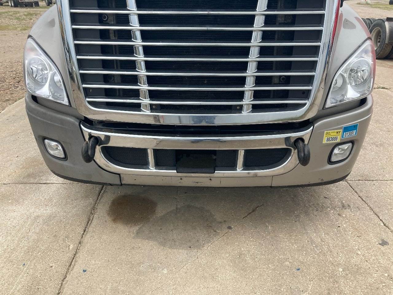 2015 Freightliner Cascadia Front Bumper For Sale Spencer, IA