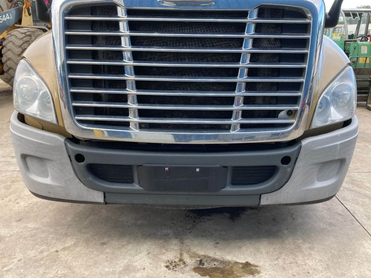 2016 Freightliner Cascadia Front Bumper For Sale Winimac, IN