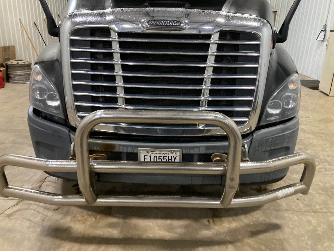 2016 Freightliner Cascadia Front Bumper For Sale Winimac, IN
