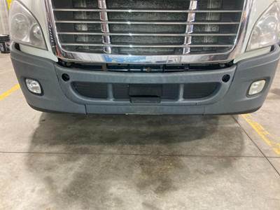 Freightliner Cascadia Front Bumper