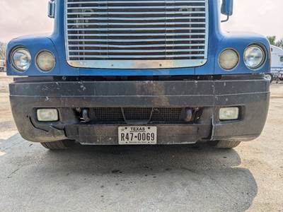 Freightliner Century Class 120 Front Bumper for a Freightliner C120 Century