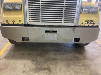Freightliner FLD120 Classic Front Bumper