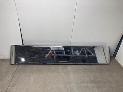 International 9900 Front Bumper for a Unmarked Other