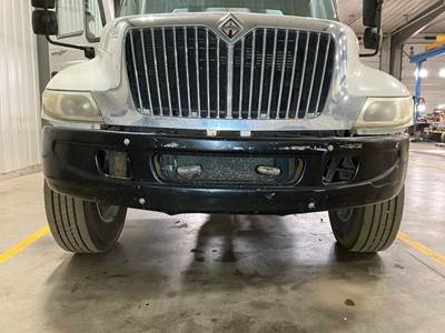 International DuraStar 4300 Front Bumper for a International Durastar (4300)