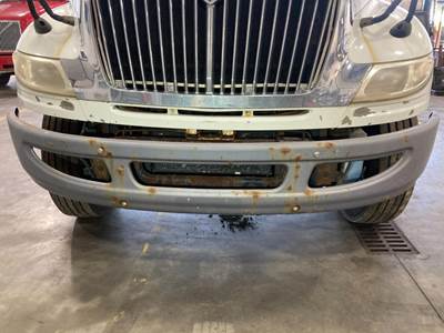 International DuraStar 4300 Front Bumper for a International Durastar (4300)