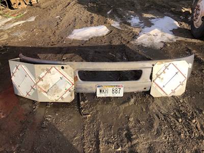 International DuraStar 4400 Front Bumper for a International Durastar (4400)