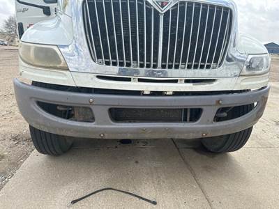 International DuraStar 4400 Front Bumper for a International Durastar (4400)