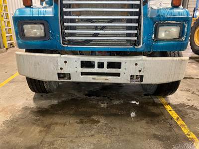 Mack RD600 Front Bumper