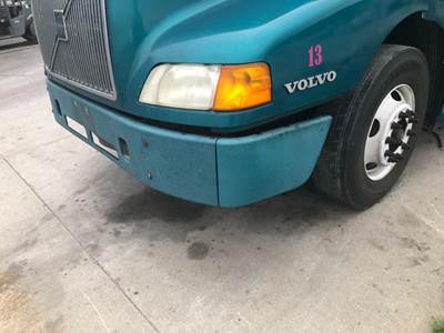 Volvo VNL Front Bumper