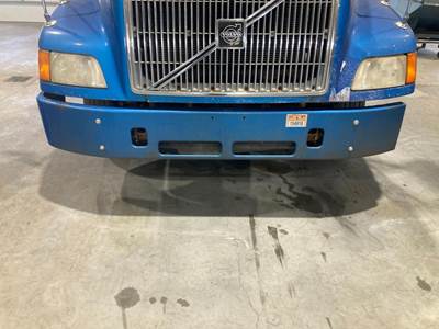Volvo VNL Front Bumper