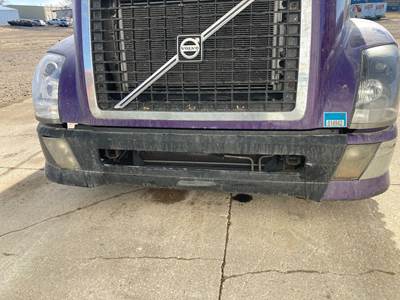 Volvo VNL Front Bumper