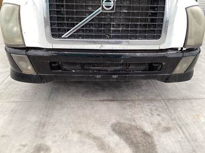 Volvo VNL Front Bumper