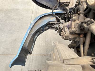 Volvo VNL Front Bumper