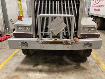 Western Star 4900FA Front Bumper
